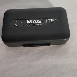 Vintage Mag Lite Solitaire LED Flashlight Black Pocket Size AAA Battery withCase